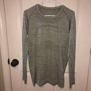 Swiftly tech long sleeve crew